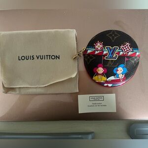 Louis Vuitton Limited Edition 2020 Christmas Animation Round Coin Purse